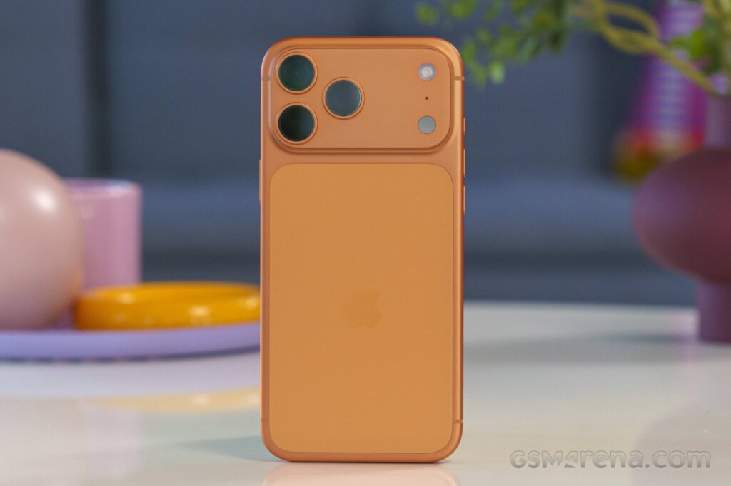 Apple iPhone 18